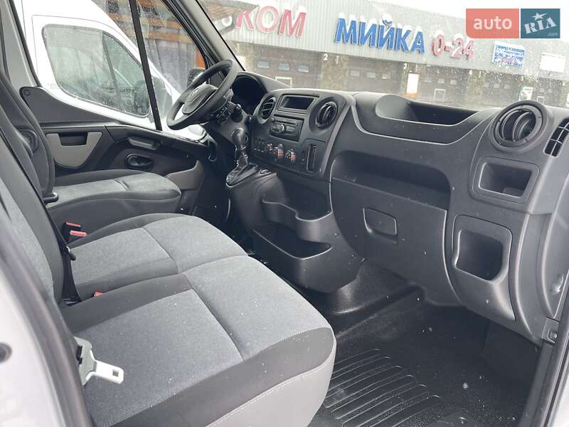 Грузовой фургон Renault Master 2018 в Луцке