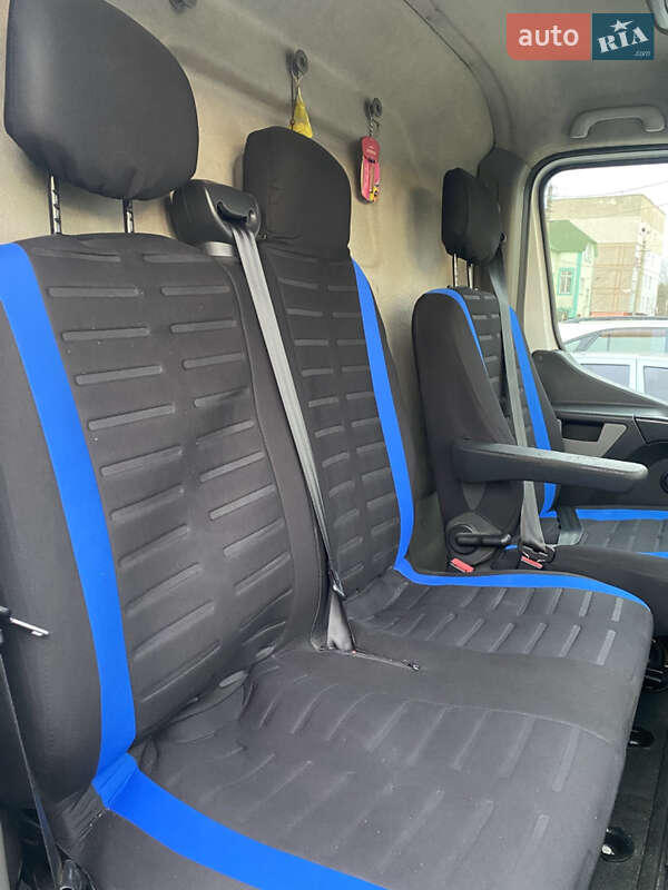 Грузовой фургон Renault Master 2016 в Славуте