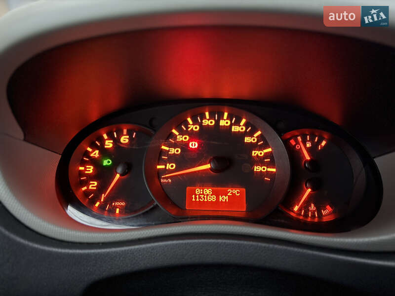 Автовоз Renault Master 2015 в Луцке