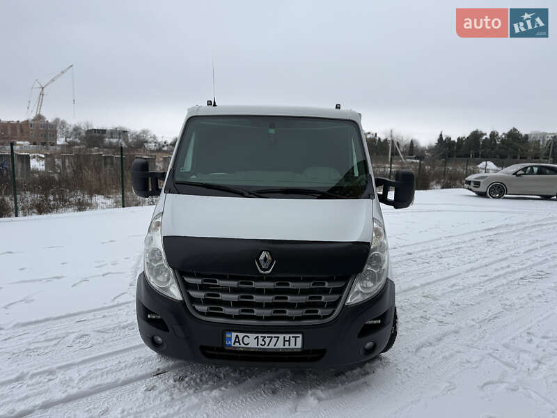 Вантажопасажирський фургон Renault Master 2014 в Луцьку