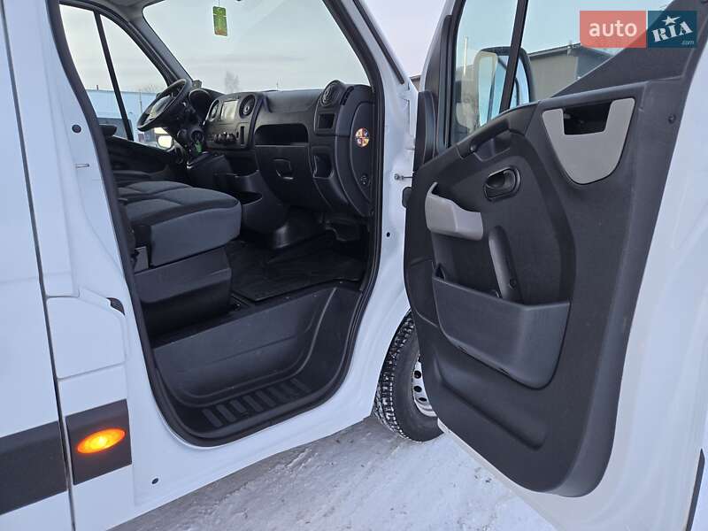 Грузовой фургон Renault Master 2018 в Луцке