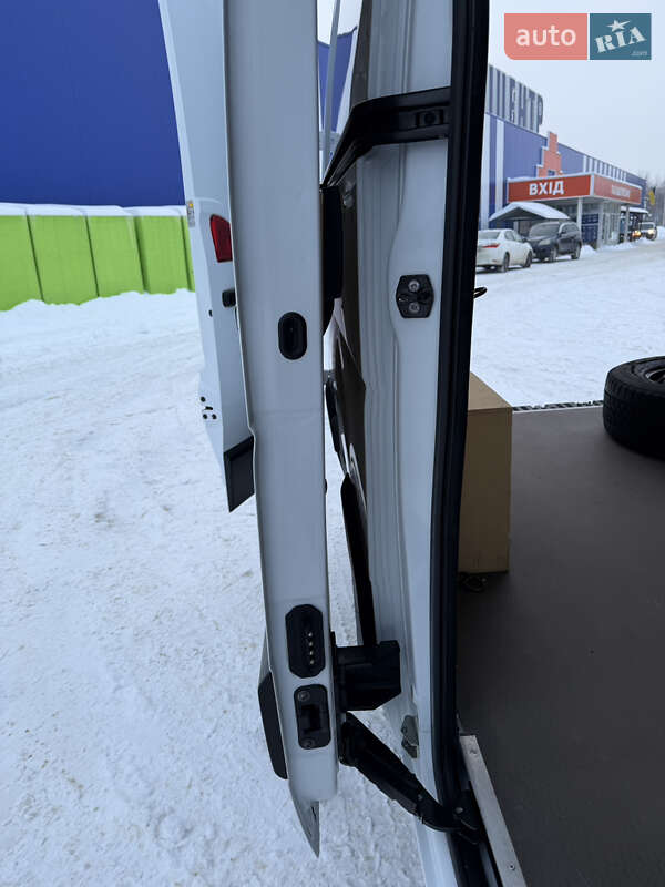 Грузовой фургон Renault Master 2021 в Дубно