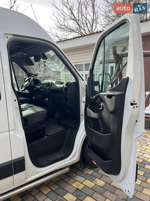 Мінівен Renault Master 2011 в Коломиї