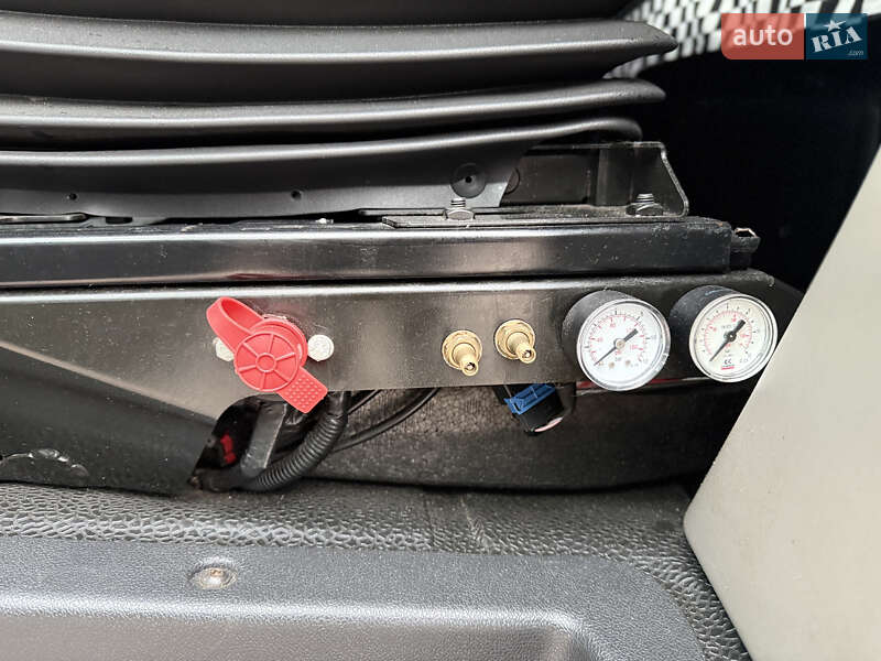 Автовоз Renault Master 2016 в Рівному