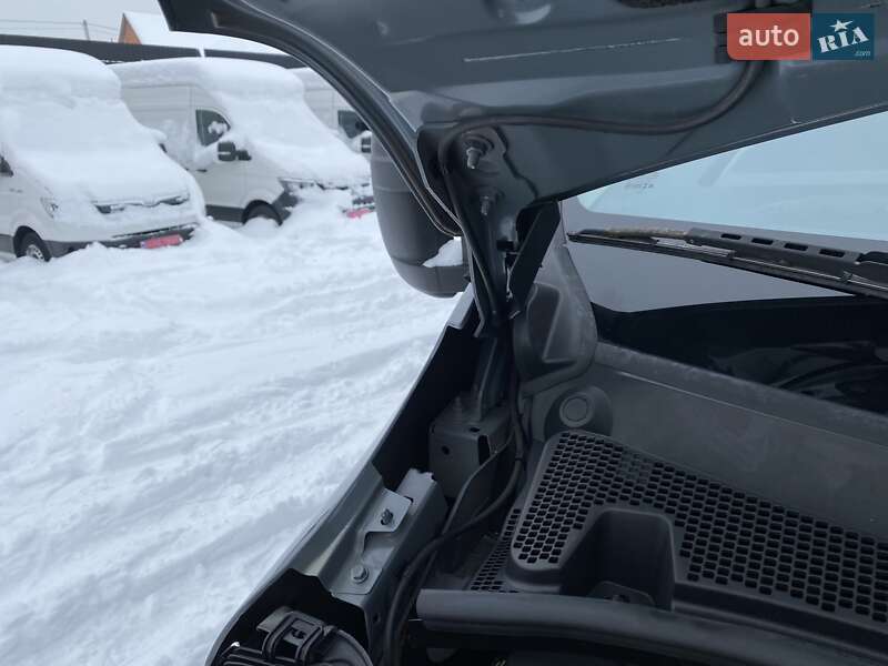 Тентованый Renault Master 2022 в Хусте