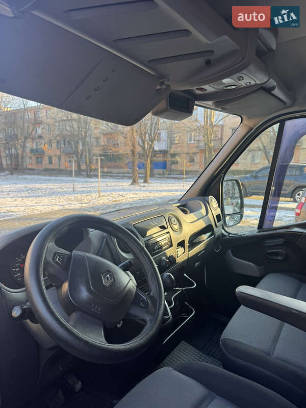 Вантажний фургон Renault Master 2014 в Ізмаїлі