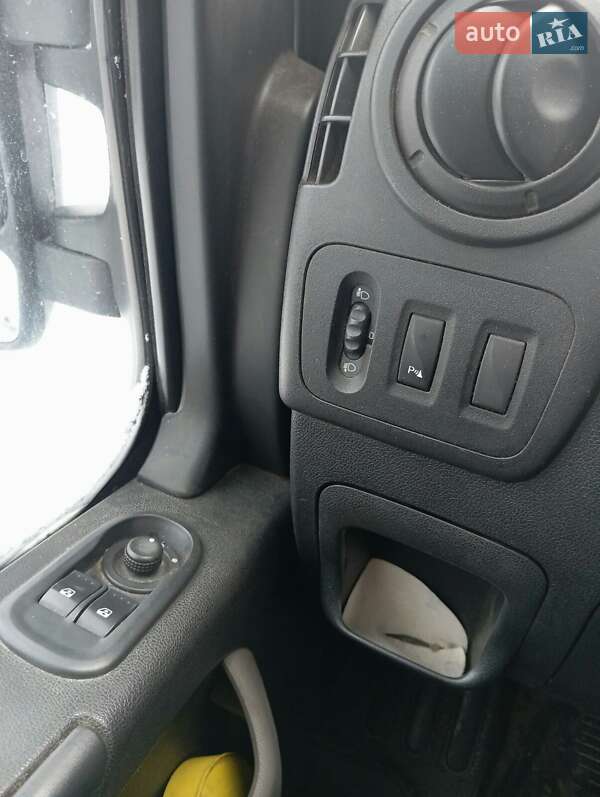 Вантажний фургон Renault Master 2014 в Знам'янці