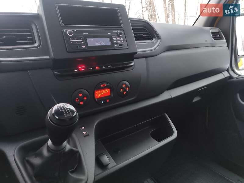 Грузовой фургон Renault Master 2022 в Бердичеве