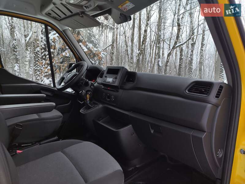 Грузовой фургон Renault Master 2022 в Бердичеве