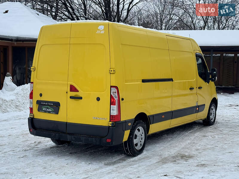 Грузовой фургон Renault Master 2018 в Мукачево