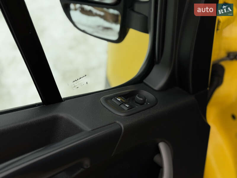 Грузовой фургон Renault Master 2018 в Мукачево