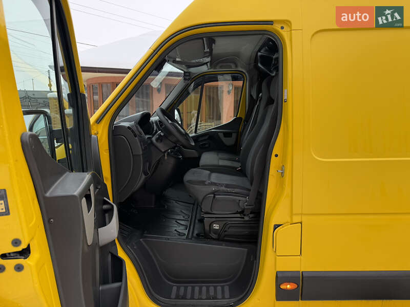 Грузовой фургон Renault Master 2018 в Мукачево