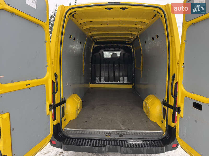 Грузовой фургон Renault Master 2018 в Мукачево