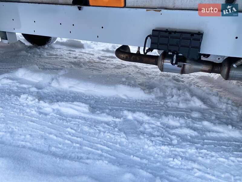 Грузовой фургон Renault Master 2018 в Хусте