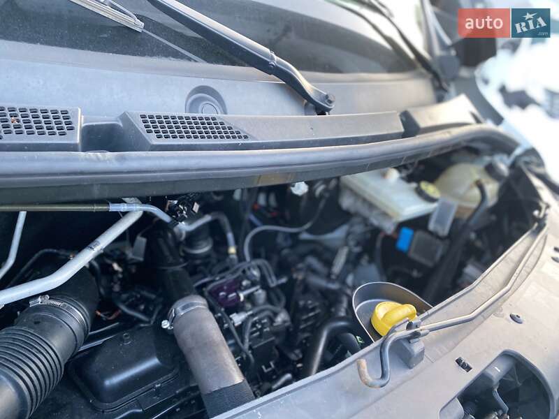 Грузовой фургон Renault Master 2021 в Хусте