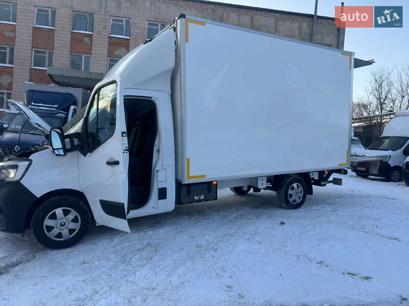 Вантажний фургон Renault Master 2022 в Рівному