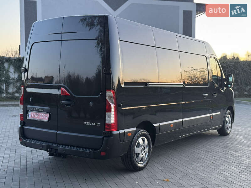 Вантажний фургон Renault Master 2022 в Луцьку