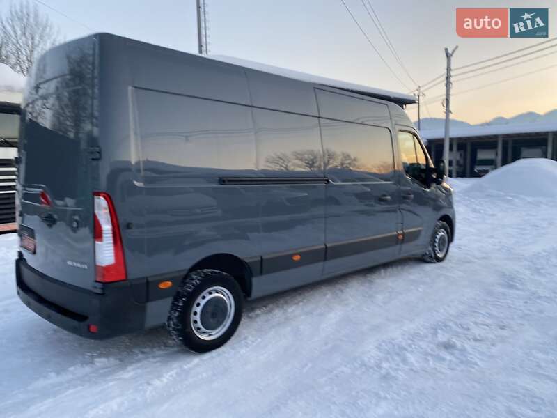 Вантажний фургон Renault Master 2021 в Хусті