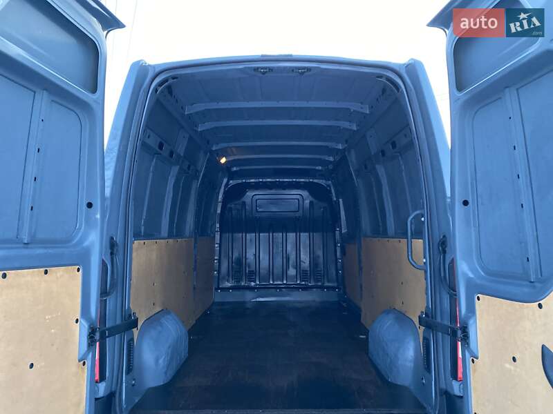 Вантажний фургон Renault Master 2021 в Хусті