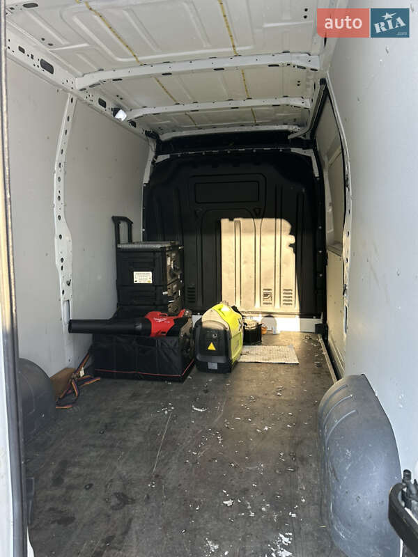 Вантажний фургон Renault Master 2018 в Києві