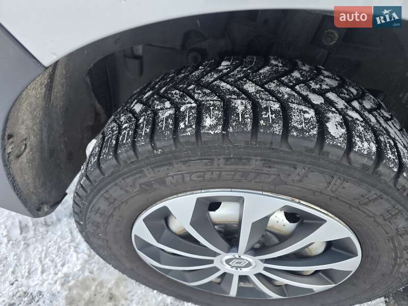 Грузовой фургон Renault Master 2022 в Стрые