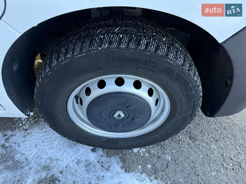 Грузовой фургон Renault Master 2021 в Луцке