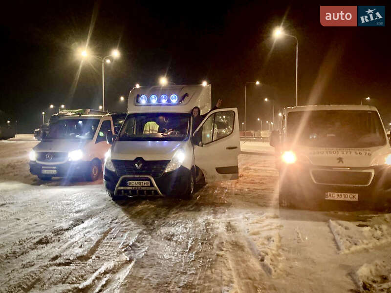 Евакуатор Renault Master 2017 в Луцьку