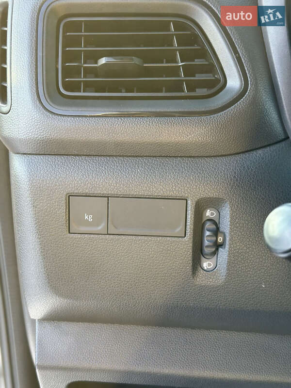 Грузовой фургон Renault Master 2019 в Камне-Каширском