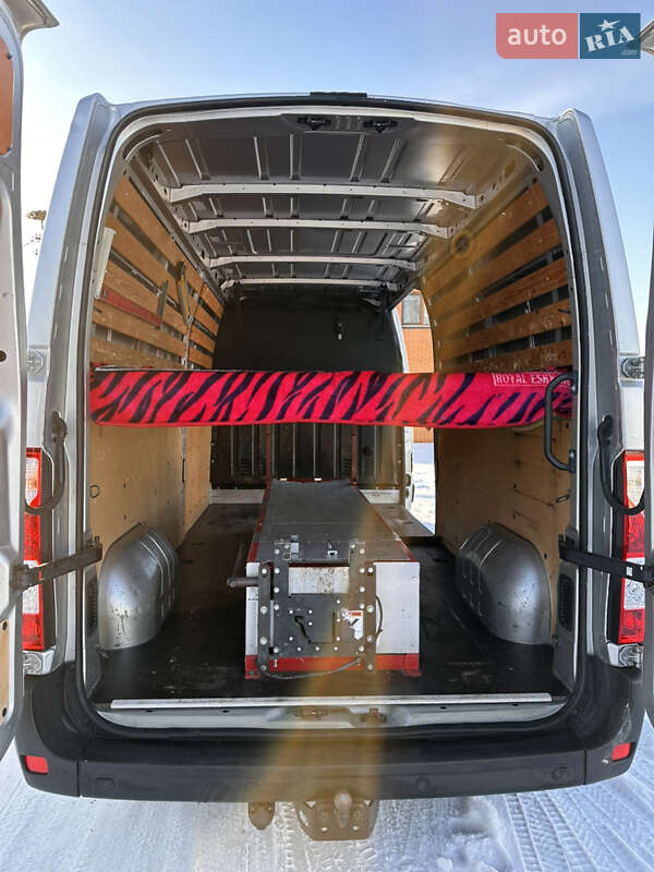 Грузовой фургон Renault Master 2019 в Камне-Каширском