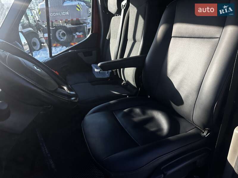 Тентованый Renault Master 2017 в Львове