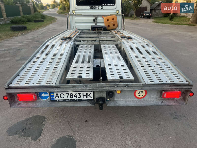 Эвакуатор Renault Master 2010 в Львове фото 29 Эвакуатор Renault Master 2010 в Львове