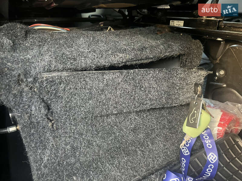 Эвакуатор Renault Master 2010 в Львове фото 39 Эвакуатор Renault Master 2010 в Львове