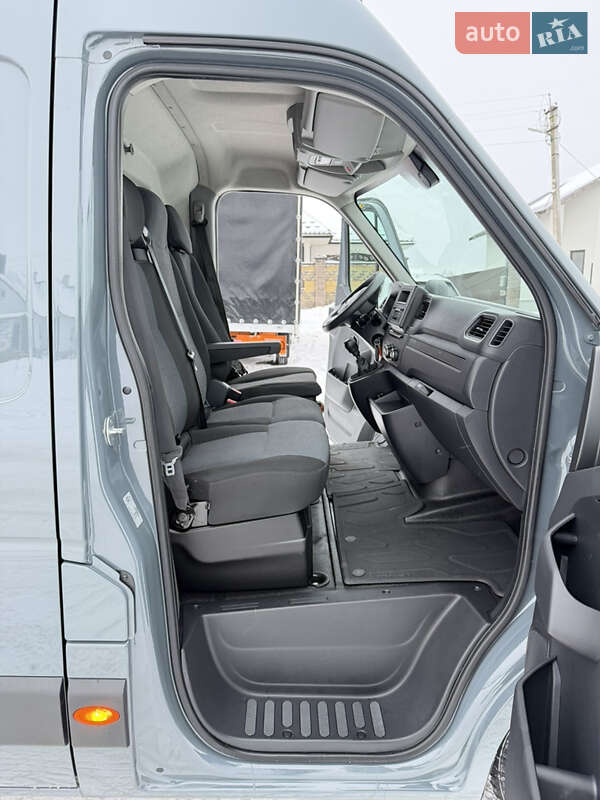 Вантажний фургон Renault Master 2022 в Ковелі