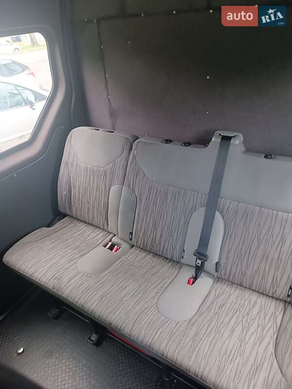 Вантажопасажирський фургон Renault Master 2011 в Івано-Франківську фото 5 Вантажопасажирський фургон Renault Master 2011 в Івано-Франківську