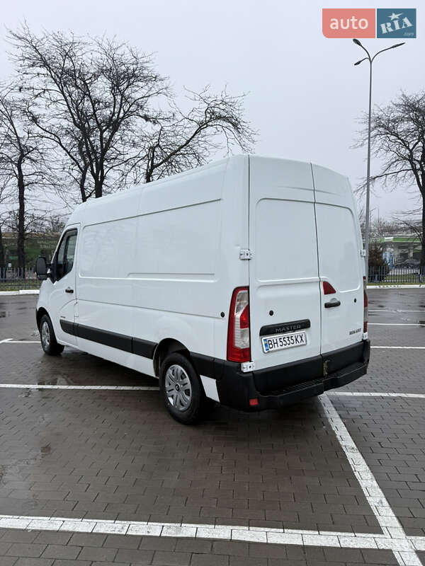 Вантажний фургон Renault Master 2014 в Одесі