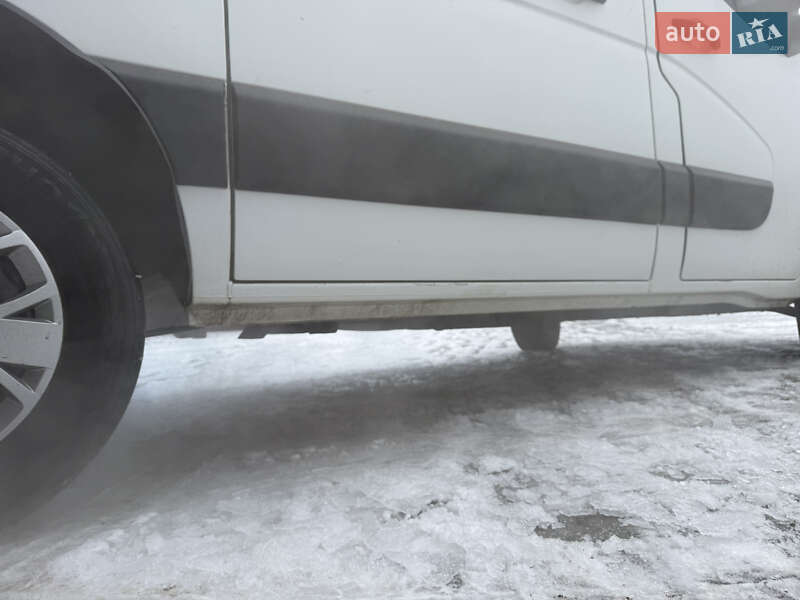 Вантажний фургон Renault Master 2012 в Кропивницькому