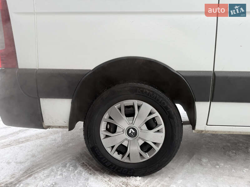 Вантажний фургон Renault Master 2012 в Кропивницькому