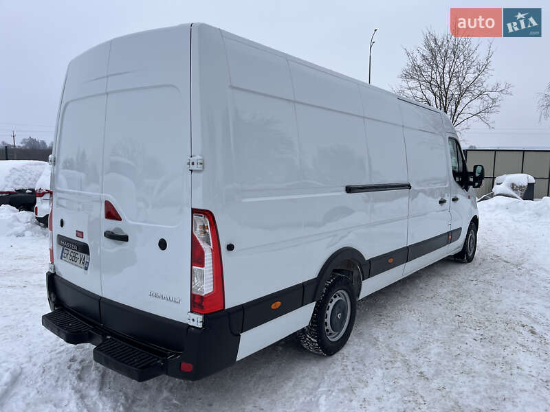 Вантажний фургон Renault Master 2017 в Дубні