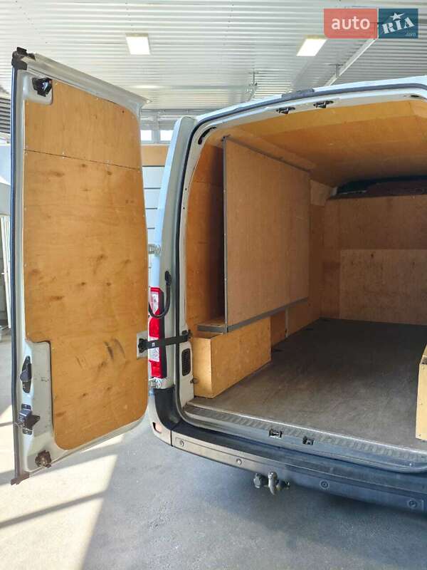 Вантажний фургон Renault Master 2016 в Олександрівці