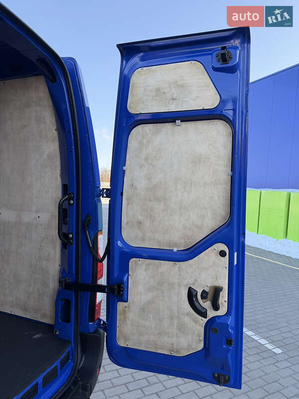 Грузовой фургон Renault Master 2022 в Дубно