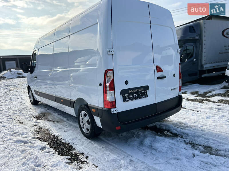 Вантажний фургон Renault Master 2021 в Хусті