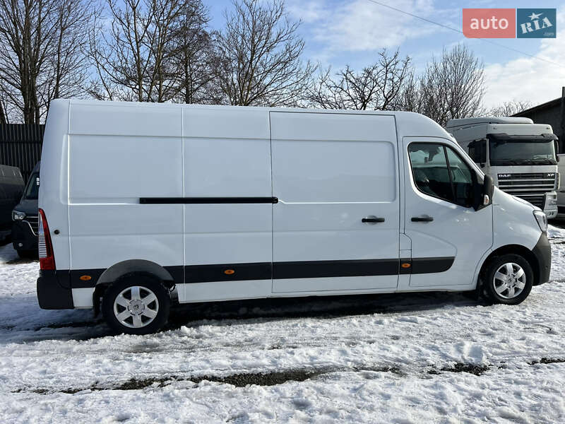 Вантажний фургон Renault Master 2021 в Хусті