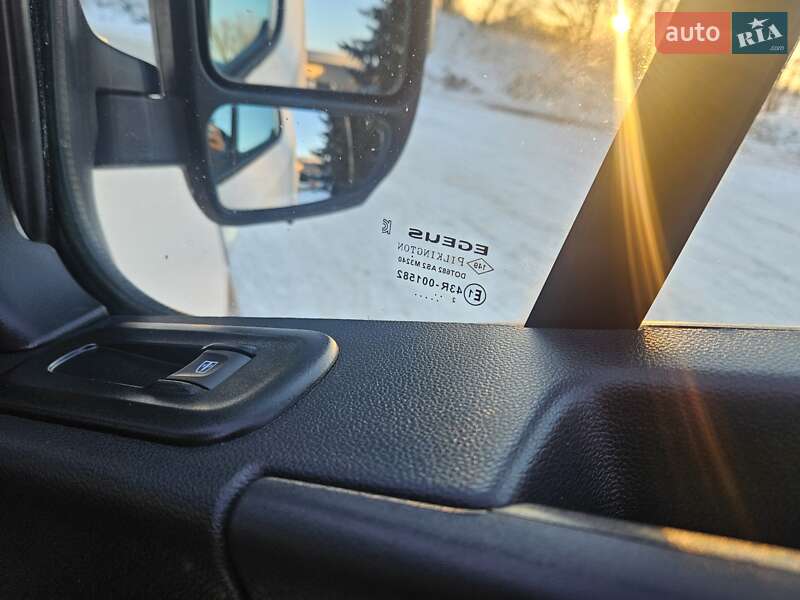 Вантажний фургон Renault Master 2022 в Бердичеві