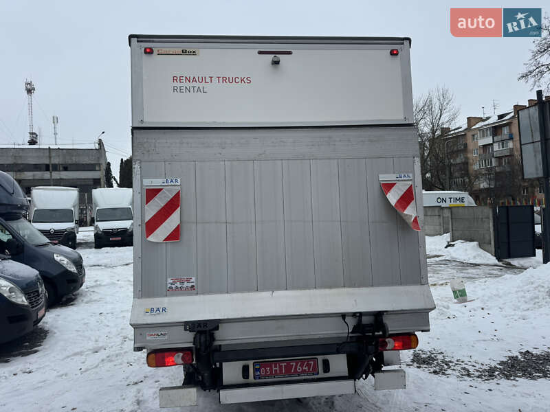Вантажний фургон Renault Master 2017 в Рівному