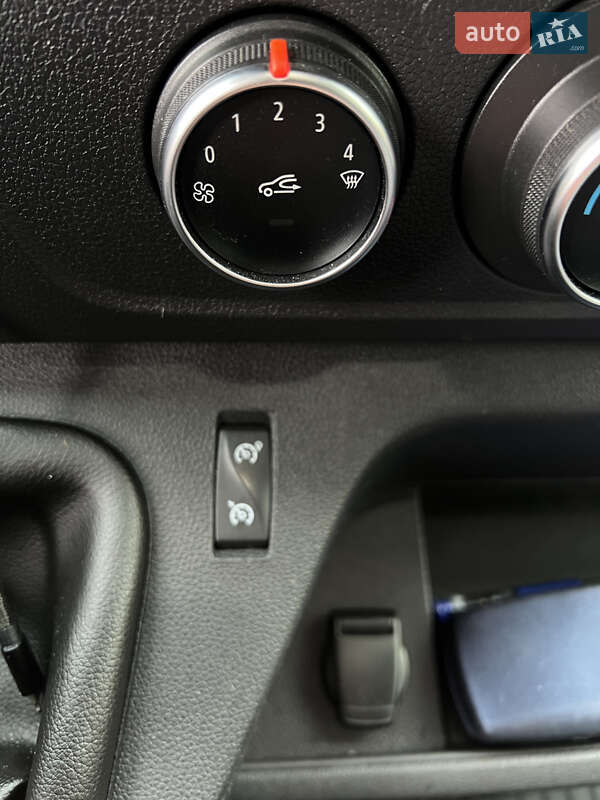 Грузовой фургон Renault Master 2019 в Днепре