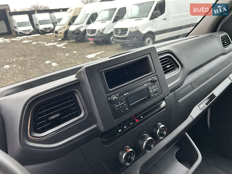 Тентований Renault Master 2023 в Хусті