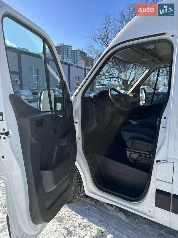 Грузовой фургон Renault Master 2019 в Киеве