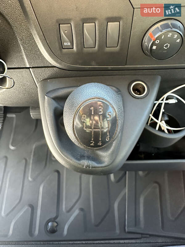 Грузовой фургон Renault Master 2019 в Киеве