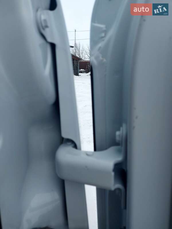 Грузовой фургон Renault Master 2019 в Млинове фото 21 Грузовой фургон Renault Master 2019 в Млинове