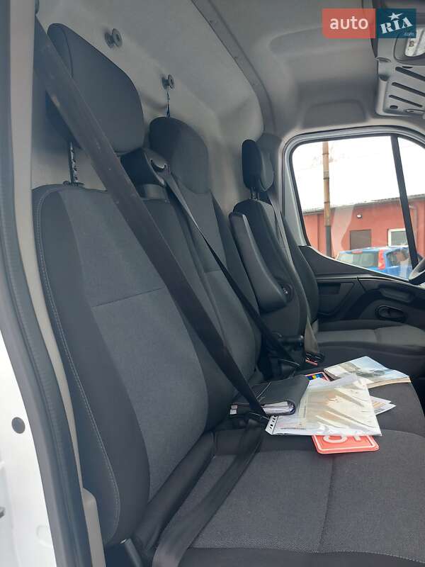 Грузовой фургон Renault Master 2019 в Млинове фото 23 Грузовой фургон Renault Master 2019 в Млинове